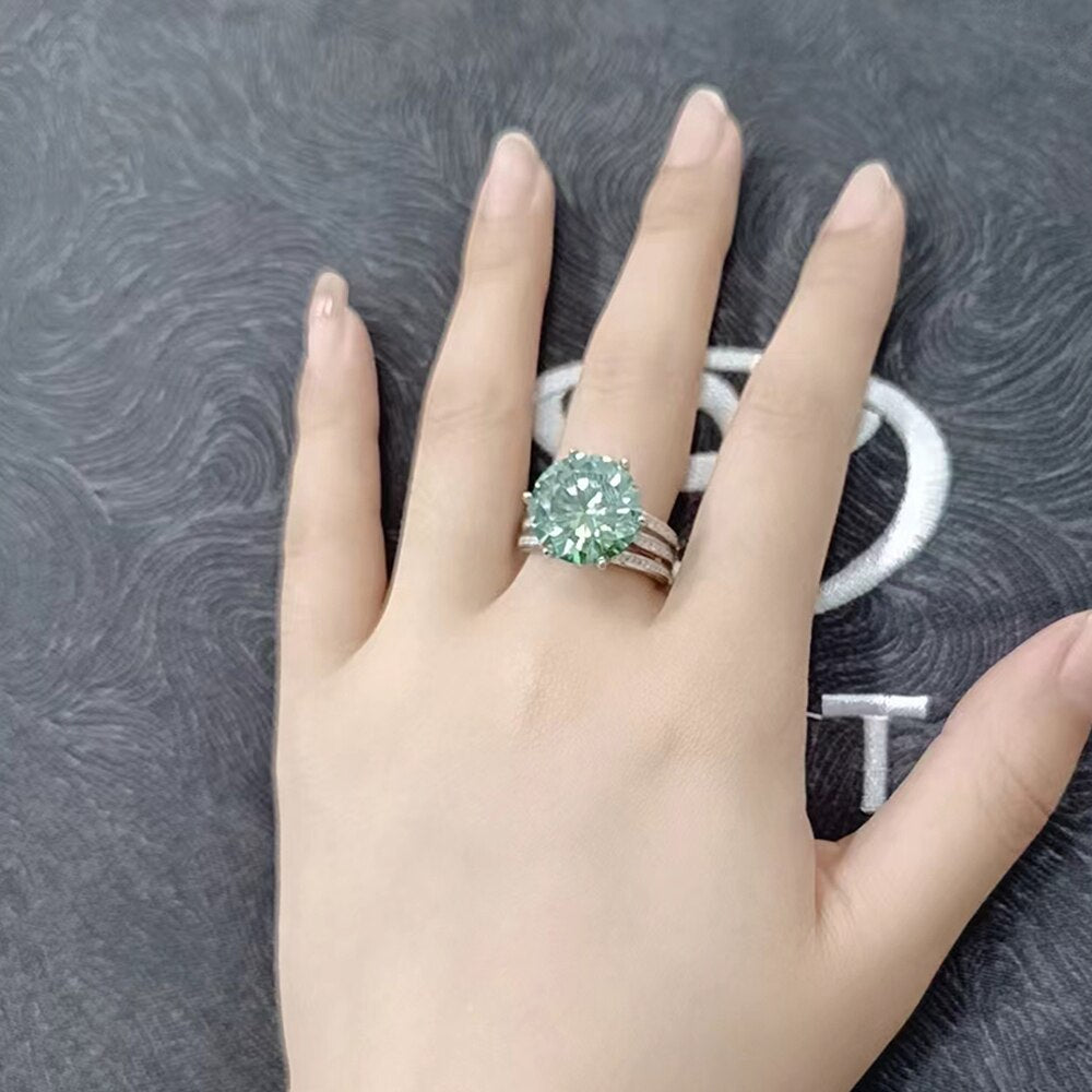 10 Carat Green D Color VVS1 Moissanite and Zircon Accent Platinum Plated 925 Sterling Silver Ring