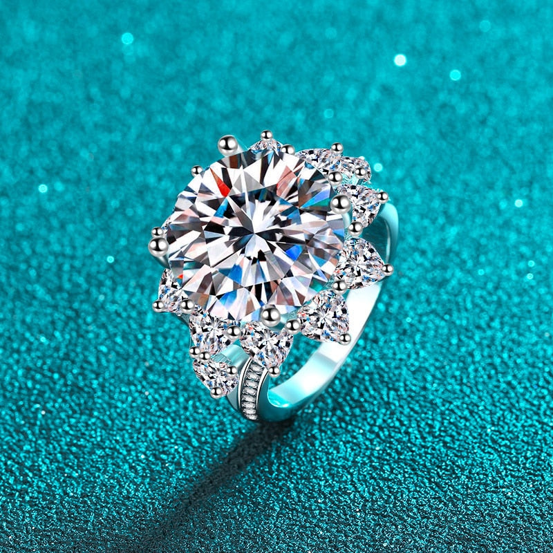 10 Carat Moissanite D Color VVS1 Zircon Accent Platinum Plated 925 Sterling Silver Flower Top Ring